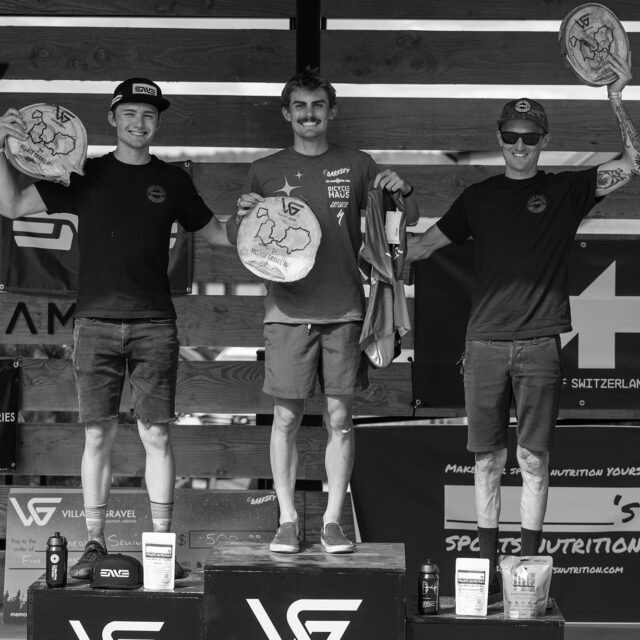 LANDIS CYCLERY ENVE OFF ROAD RACING PODIUM FINISHES!

@mjlopezaguirre 🥇 OA
@memethan_pepe 🥈OA
@slim493 🥉 OA
@dannyfisher16257 🥇 AG
@p___four 🥇 AG
@t.pearce.mtb 🥈 OA 60
@ethanchiang__ 🥉 AG
@jjsellinger 🥉 AG
@maddventures16 🥇 AG
@marah_mtb 🥈 AG
Roco Santigati 🥉 AG

Solid team effort at our 1st team event and the 1st race in the @arizonagravelseries ! Thank you to @envecomposites @abus_cycling_usa @never.second @srammtb @landis_cyclery @burtonconstruction @clarkrw3 @hsender for supporting the team and the athletes out there competing! Let’s go 🔥!